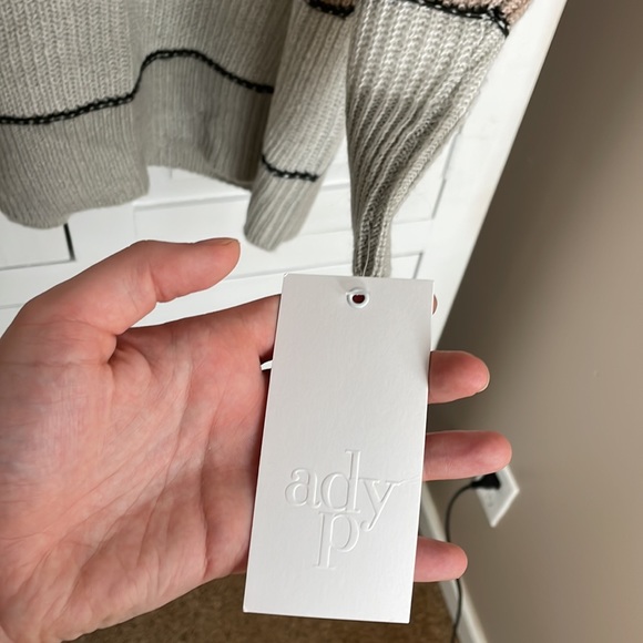 Ady P Striped Color Block Sweater Pink White Gray Cream Tan Size Large - Picture 9 of 9